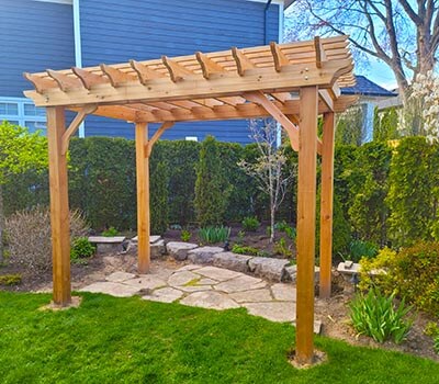 Image of a gazebo Post2Fence built in a backyard