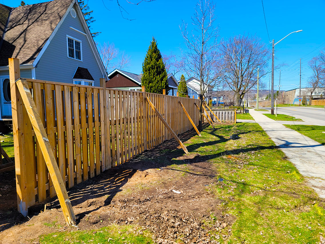 image of a reinforced sagging fence