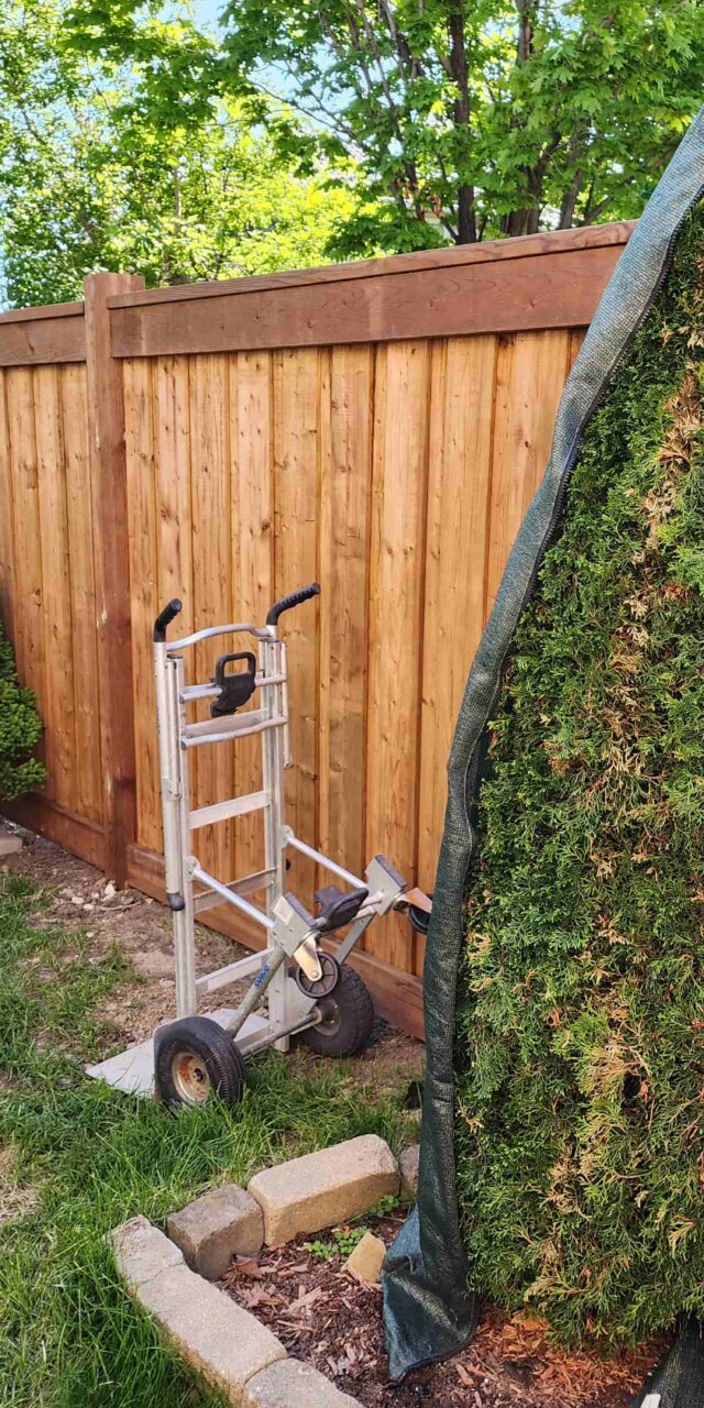 https://post2fence.com/wp-content/uploads/2026/05/fence-installation-and-repair-stoney-creek-post2fence-640x1280.jpg