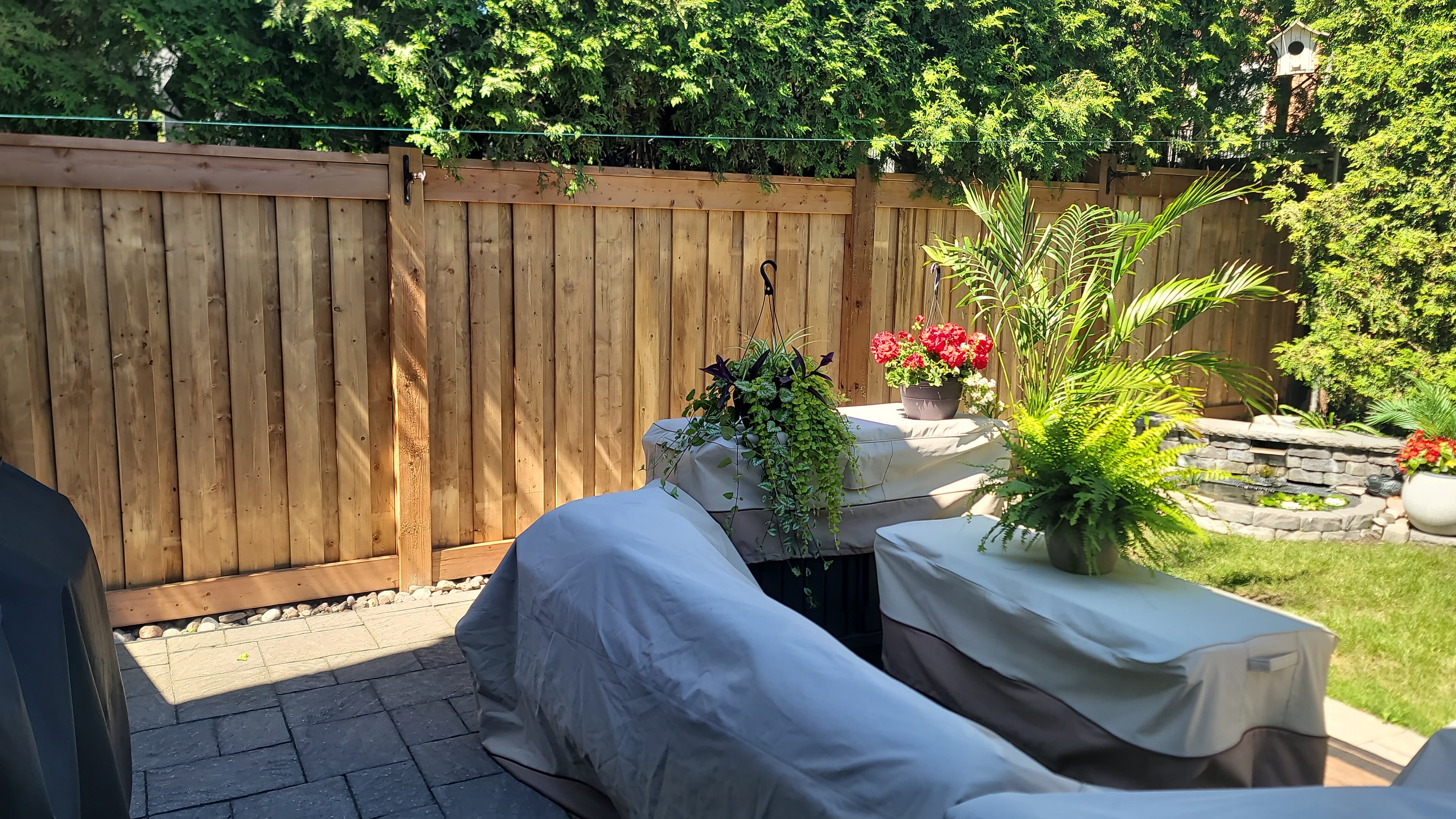 https://post2fence.com/wp-content/uploads/2026/05/fence-installation-service-hamilton-post2fence.jpg