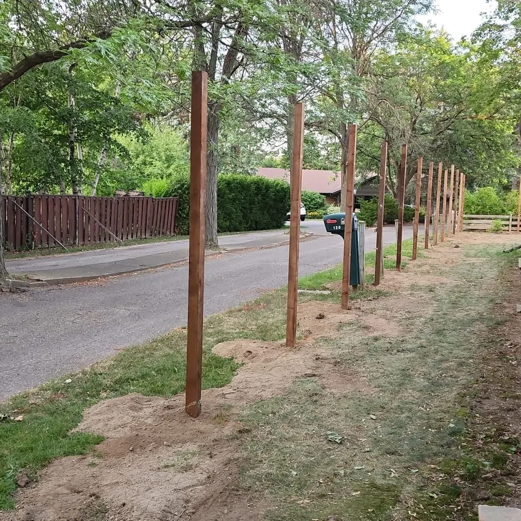 https://post2fence.com/wp-content/uploads/2026/05/fence-posts-installation-services-stoney-creek-post2fence.webp
