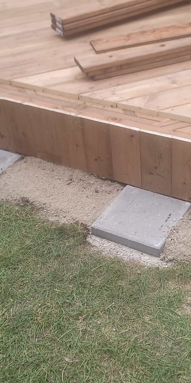 deck-installation-services-hamilton-post2fence https://post2fence.com/wp-content/uploads/2026/06/deck-installation-services-hamilton-post2fence-640x1280.jpg