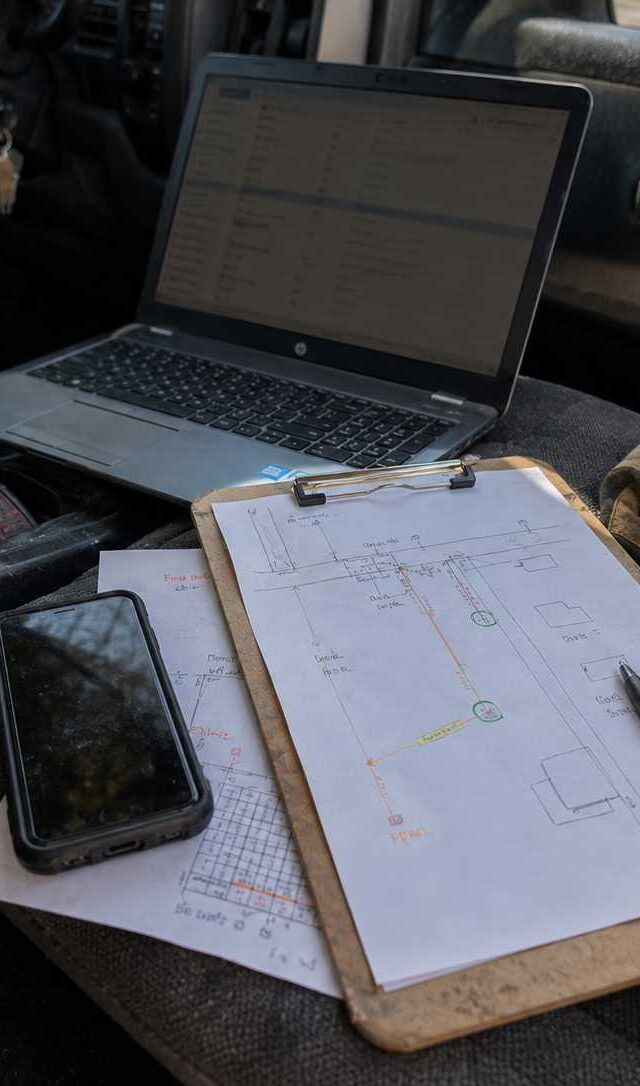https://post2fence.com/wp-content/uploads/2026/08/burlington-fence-post-hole-digging-640x1086.jpg